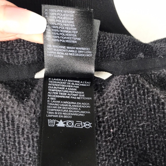 North Face Black Grey Zip Zag Print Zip Up Jacket - Picture 8 of 8